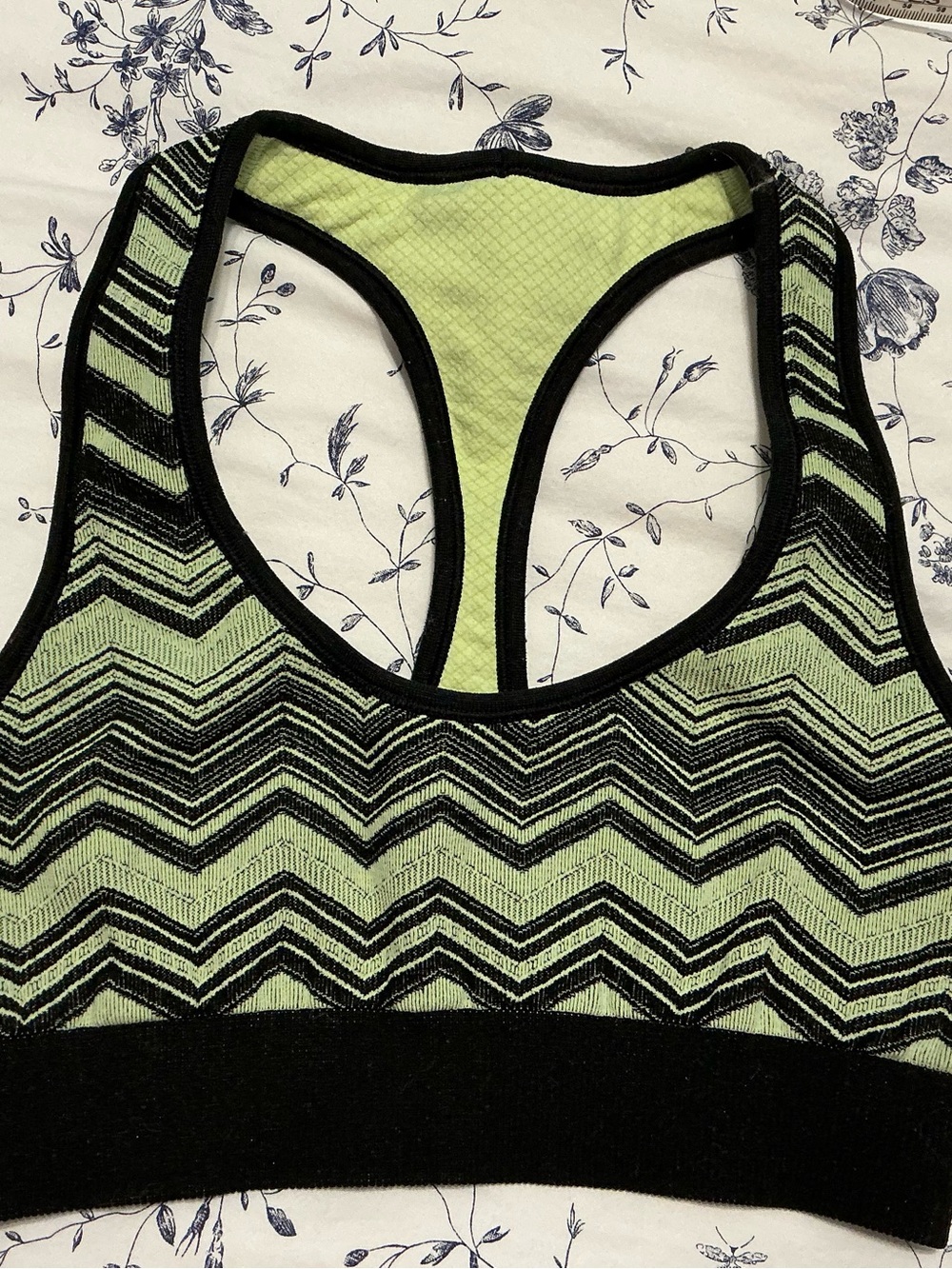 Lululemon Ebb & Flow Green Chevron Racerback Racerback Sports Bra